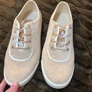 Tom’s  Velvet Sneakers Size W8